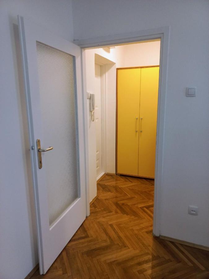 Apartment Danica Belgrado Exterior foto